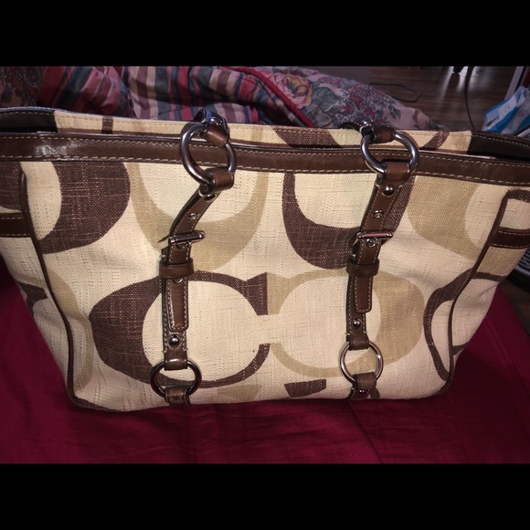 coach signature tote bag price